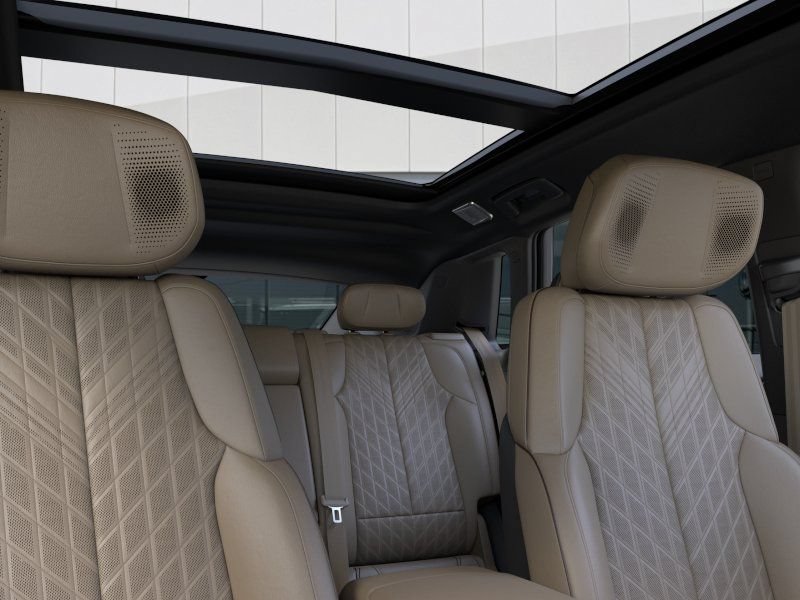 New 2026 Cadillac Lyriq Signature Sport w/ Nappa Leather Package AWD/4WD image 24