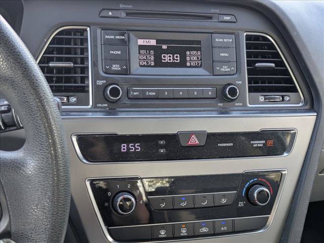 Used 2017 Hyundai Sonata SE FWD image 11