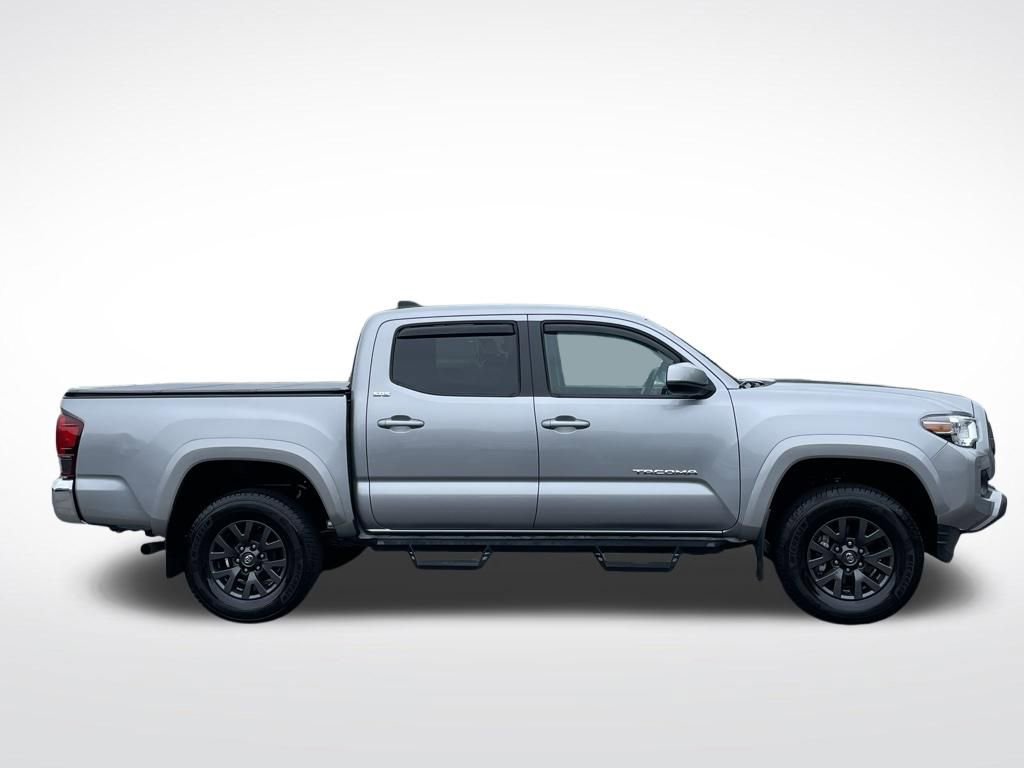 Used 2020 Toyota Tacoma SR5 RWD image 7