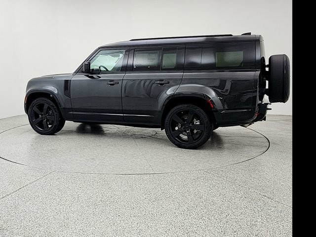New 2026 Land Rover Defender 130 X-Dynamic SE image 7