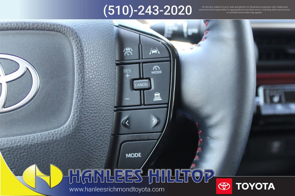 Used 2023 Toyota Prius Prime FWD image 30