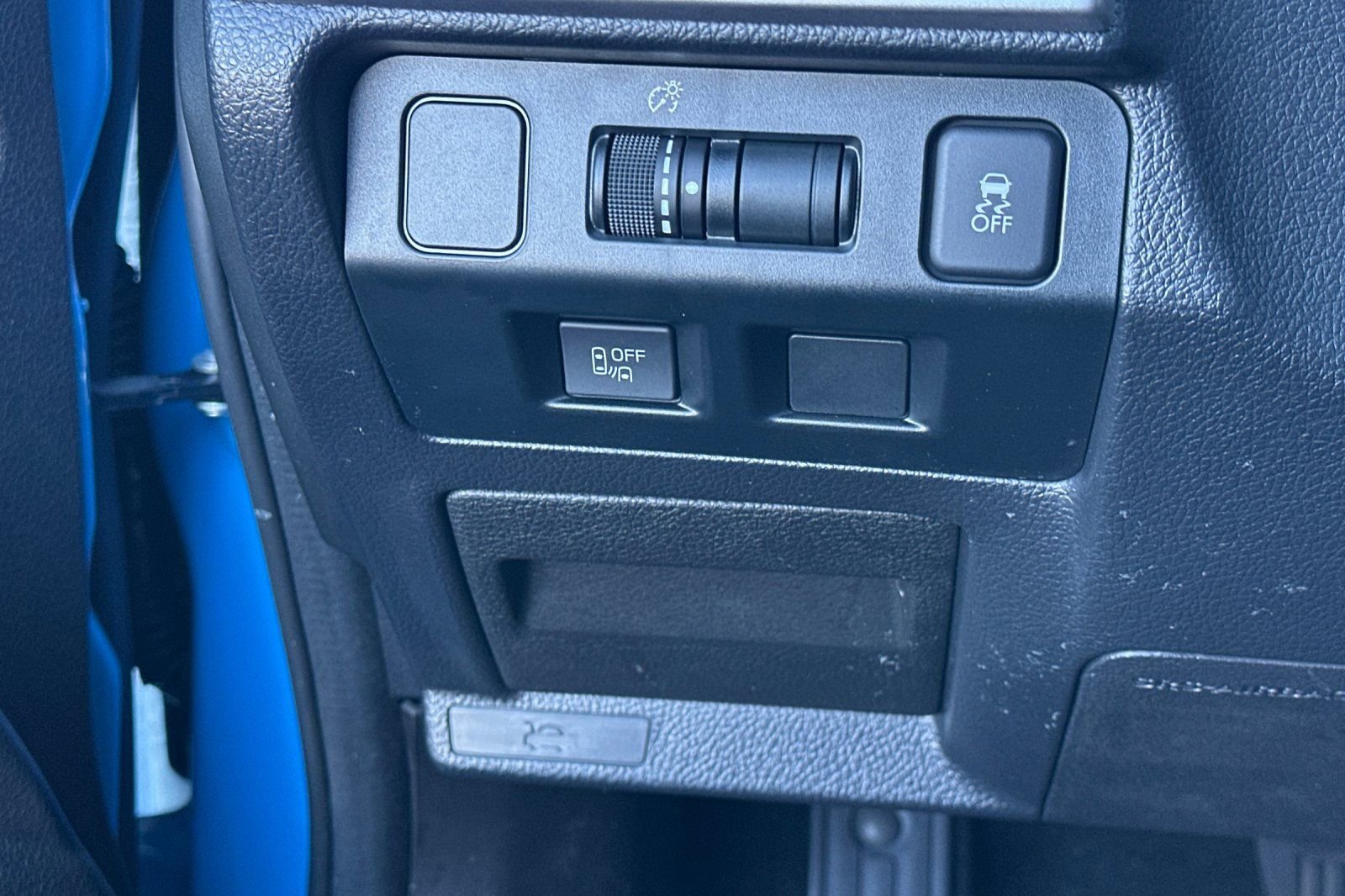 Used 2016 Subaru Crosstrek 2.0i Limited w/ Popular Package #2 image 29