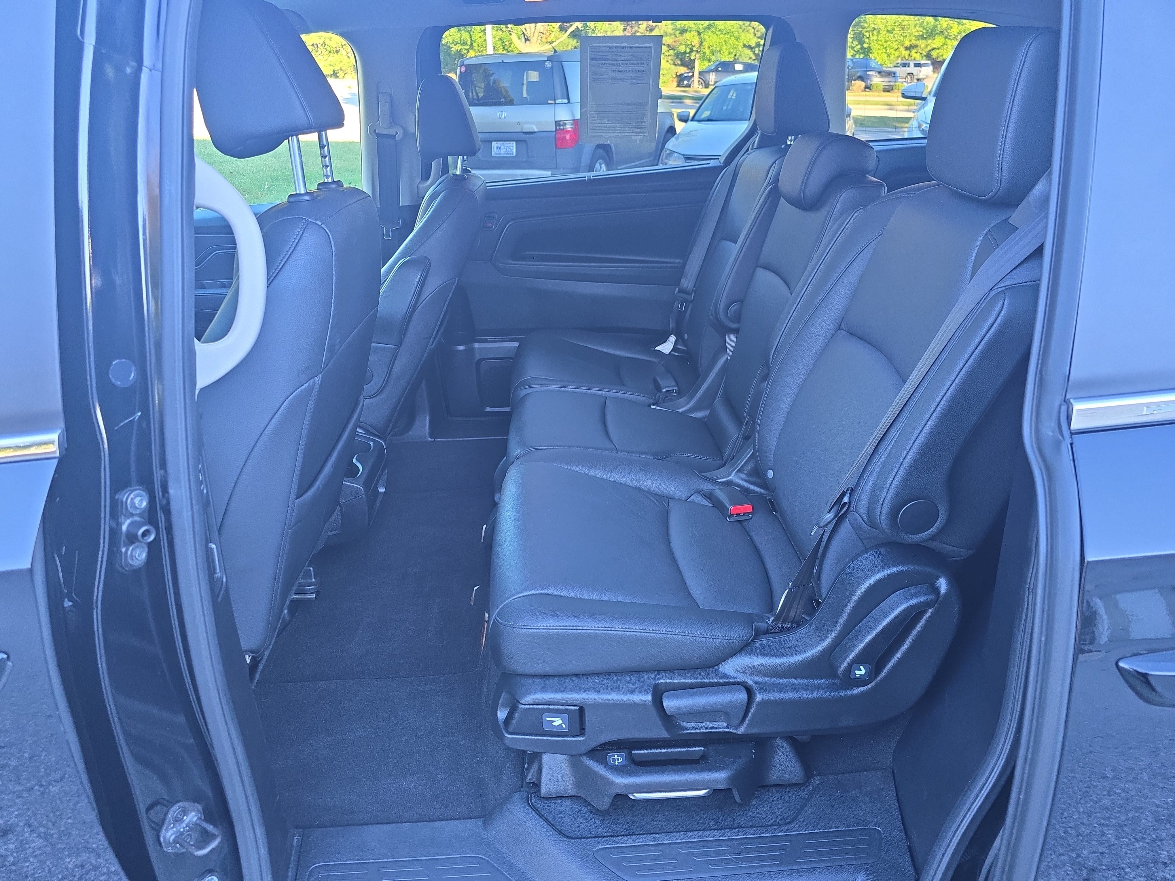Used 2025 Honda Odyssey EX-L image 13