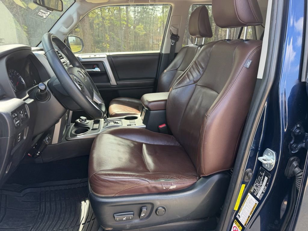 Used 2016 Toyota 4Runner Limited image 10