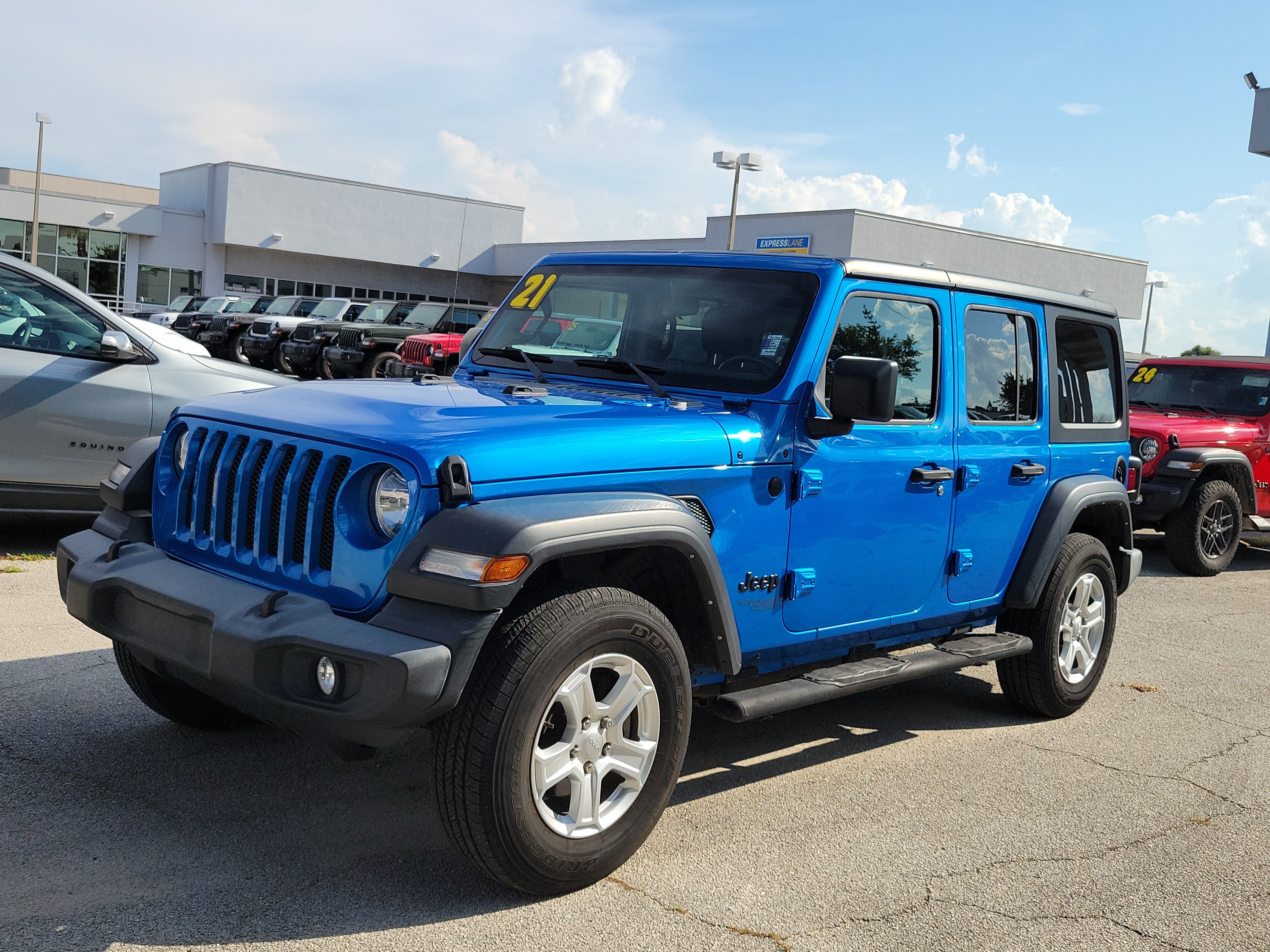 Used 2021 Jeep Wrangler Unlimited Sport AWD/4WD image 2