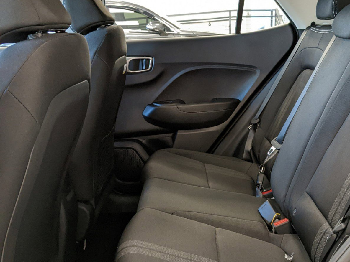 New 2025 Hyundai Venue SEL image 15