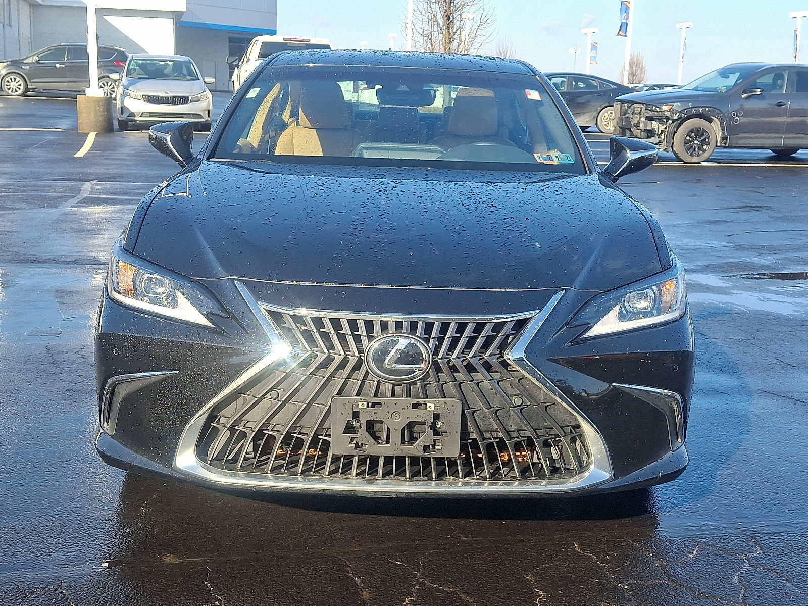 Used 2023 Lexus ES 250 w/ Premium Package AWD/4WD image 2