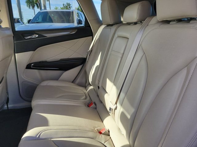 Used 2017 Lincoln MKC Premiere AWD/4WD image 17