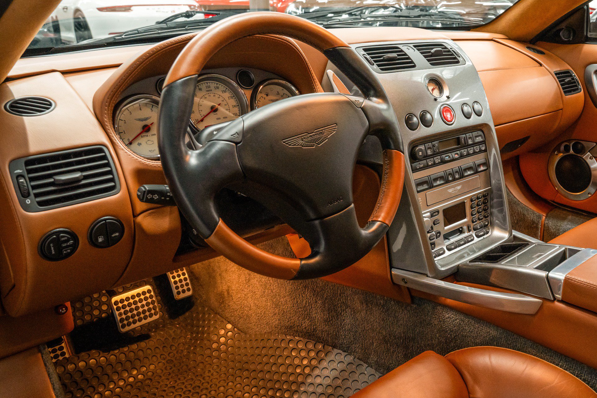 Used 2003 Aston Martin Vanquish RWD image 12