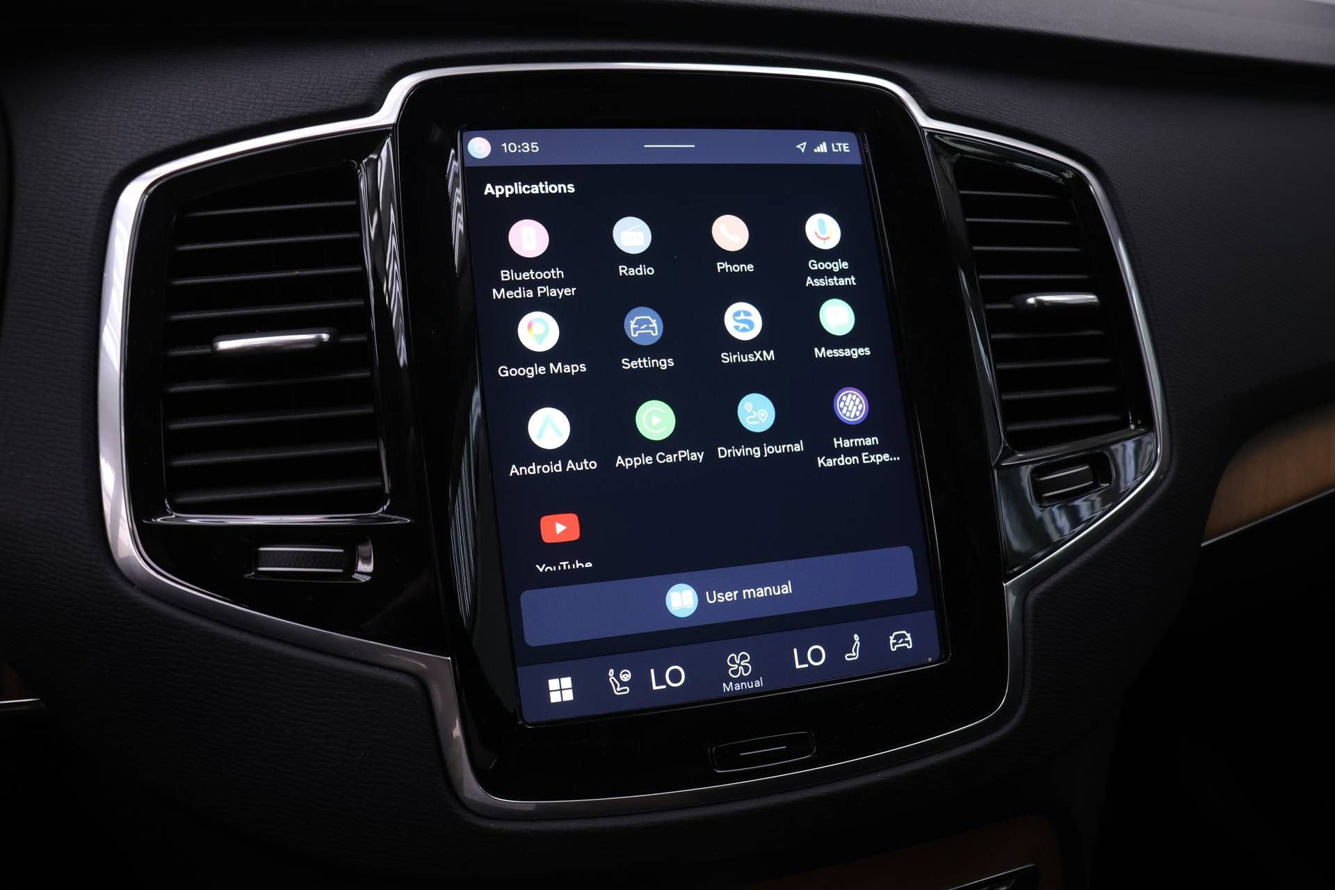 Certified 2023 Volvo XC90 B6 Plus w/ Protection Package Premier AWD/4WD image 11