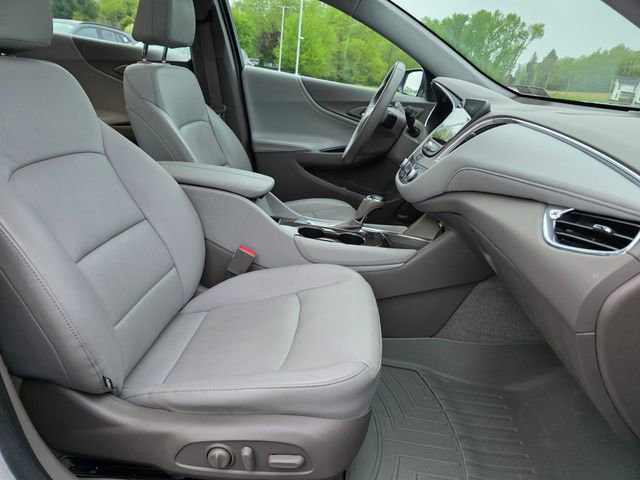 Used 2017 Chevrolet Malibu Premier w/ Premier Sun and Wheel Package FWD image 23