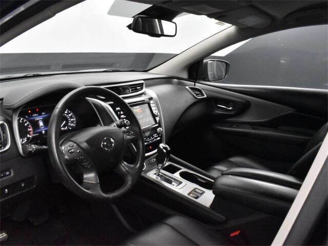 Used 2022 Nissan Murano SV w/ Cargo Package image 4