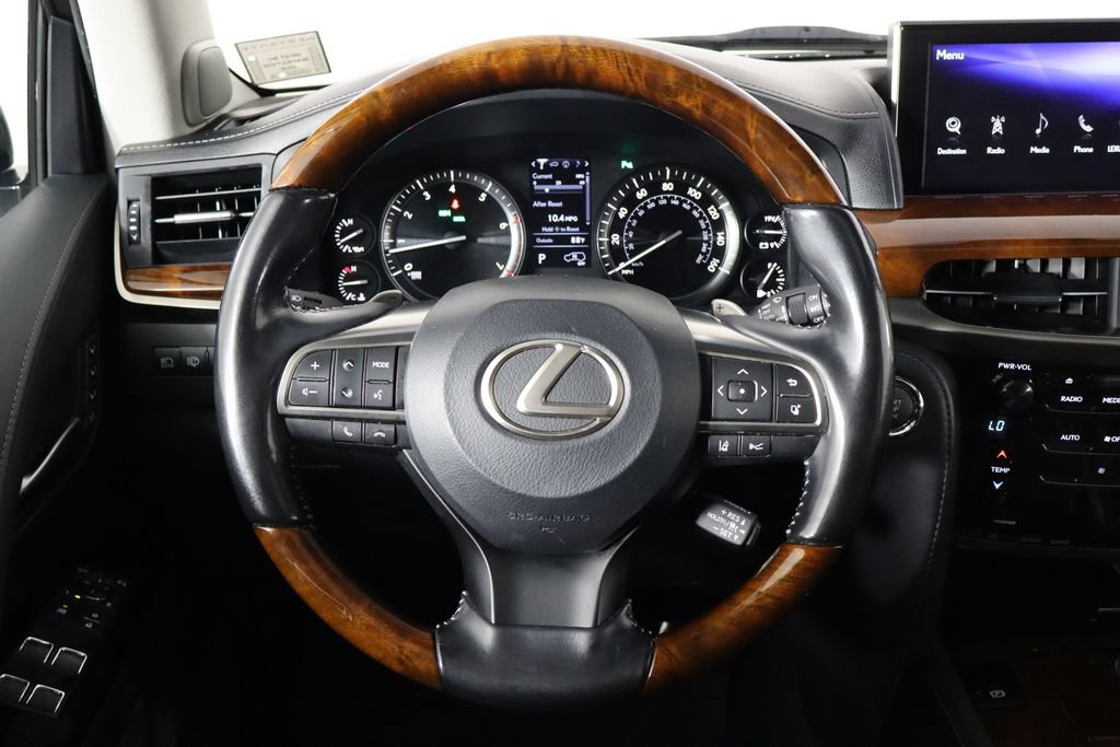 Used 2016 Lexus LX 570 4WD w/ Luxury Package image 7