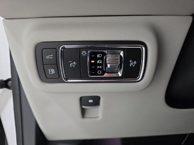 New 2026 Lincoln Nautilus Reserve AWD/4WD image 22