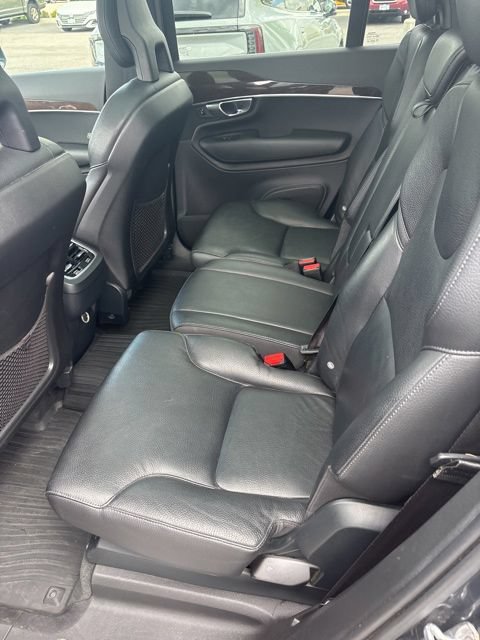 Used 2016 Volvo XC90 T6 Momentum w/ Momentum Plus Package AWD/4WD image 28