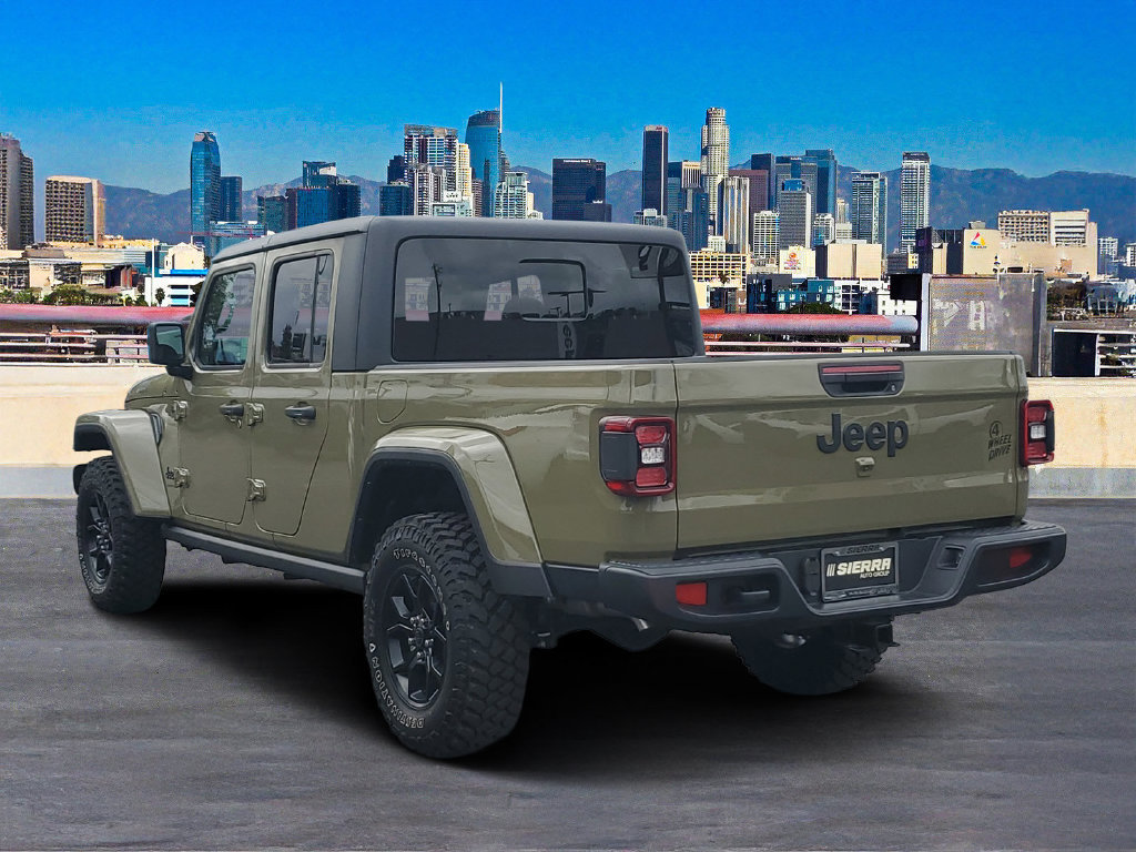 Used 2025 Jeep Gladiator Sport AWD/4WD image 5