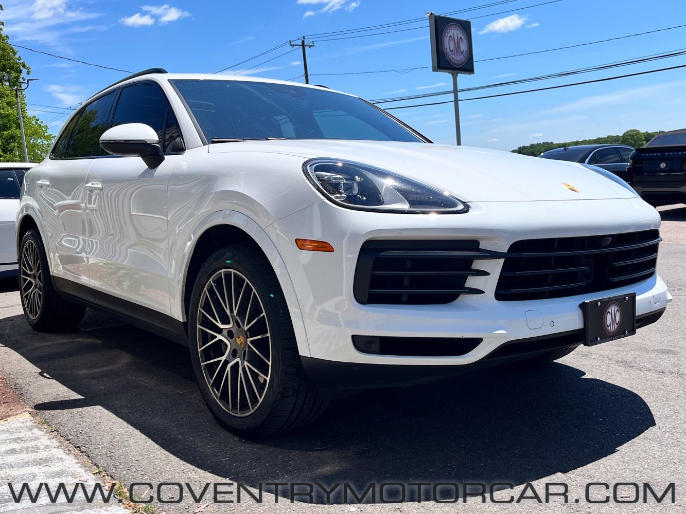 Used 2023 Porsche Cayenne Platinum Edition AWD/4WD image 4