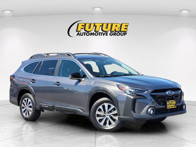 Used 2024 Subaru Outback Premium AWD/4WD image 1