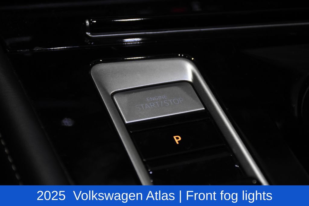 Used 2025 Volkswagen Atlas SE FWD image 17