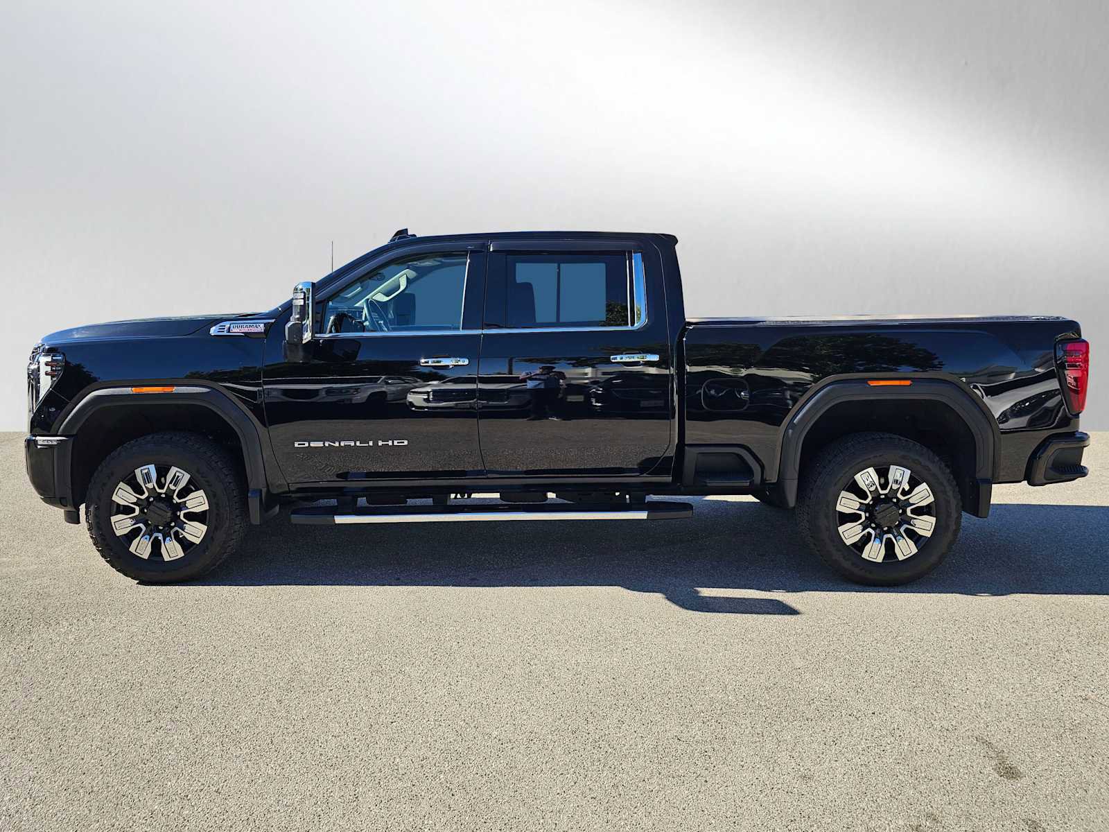Used 2024 GMC Sierra 2500 Denali w/ Denali Reserve Package image 6
