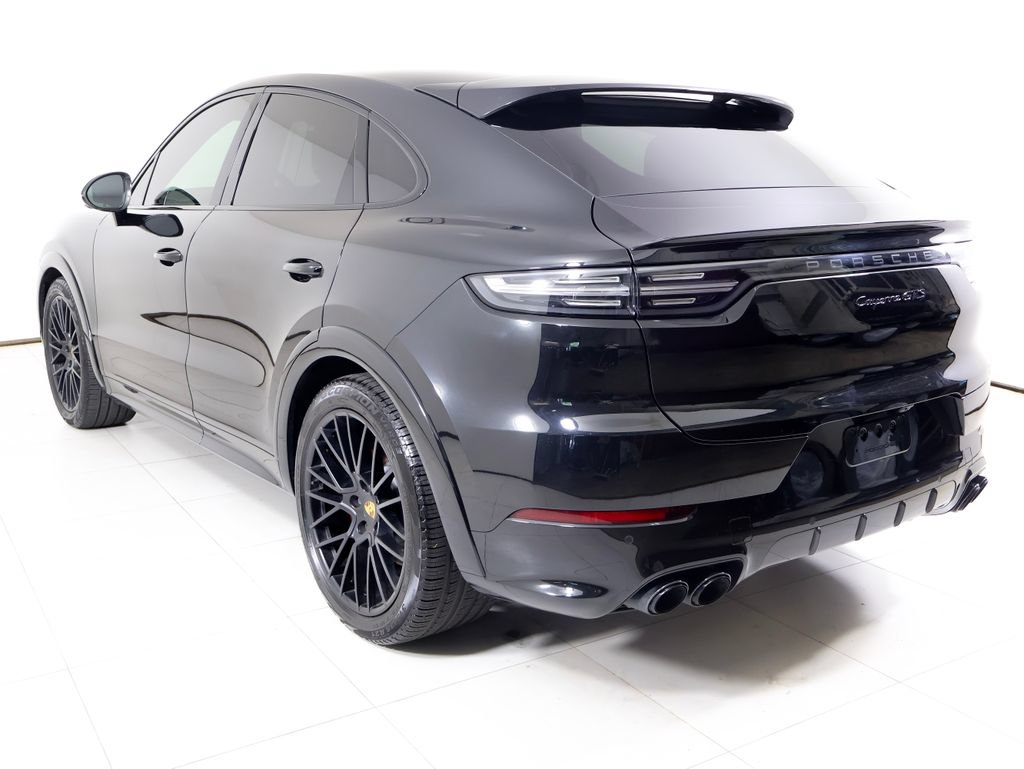 Certified 2023 Porsche Cayenne GTS w/ Premium Package Plus AWD/4WD image 3