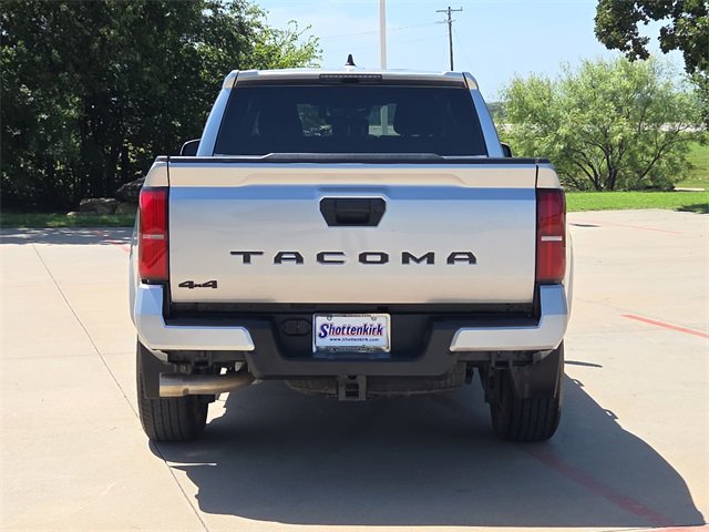Used 2024 Toyota Tacoma TRD Off-Road image 7