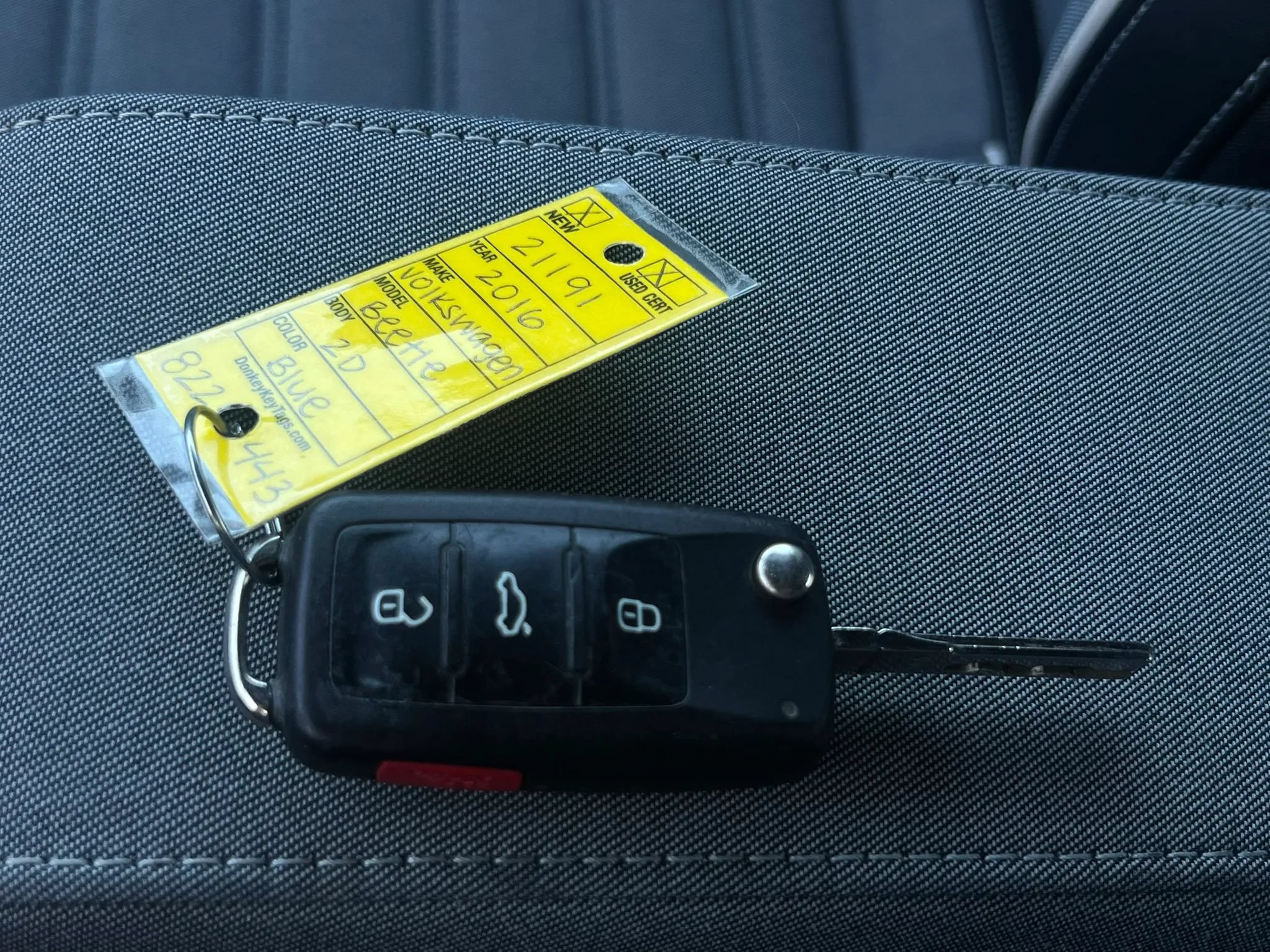 Used 2016 Volkswagen Beetle 1.8T Denim FWD image 45