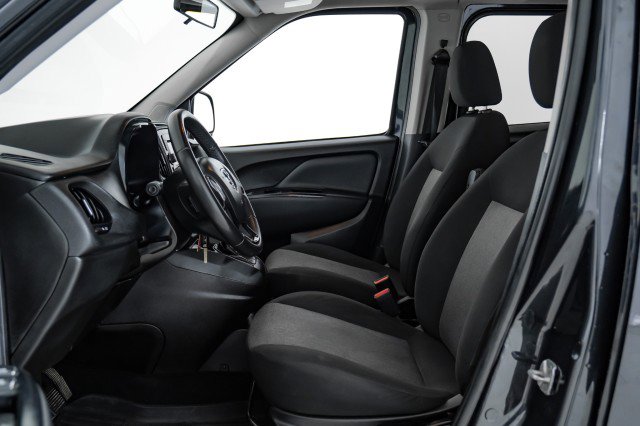 Used 2020 RAM ProMaster City SLT w/ Popular Equipment Group image 27