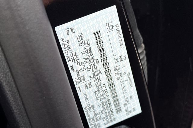 Used 2025 Ford Escape ST-Line w/ Equipment Group 301A image 24