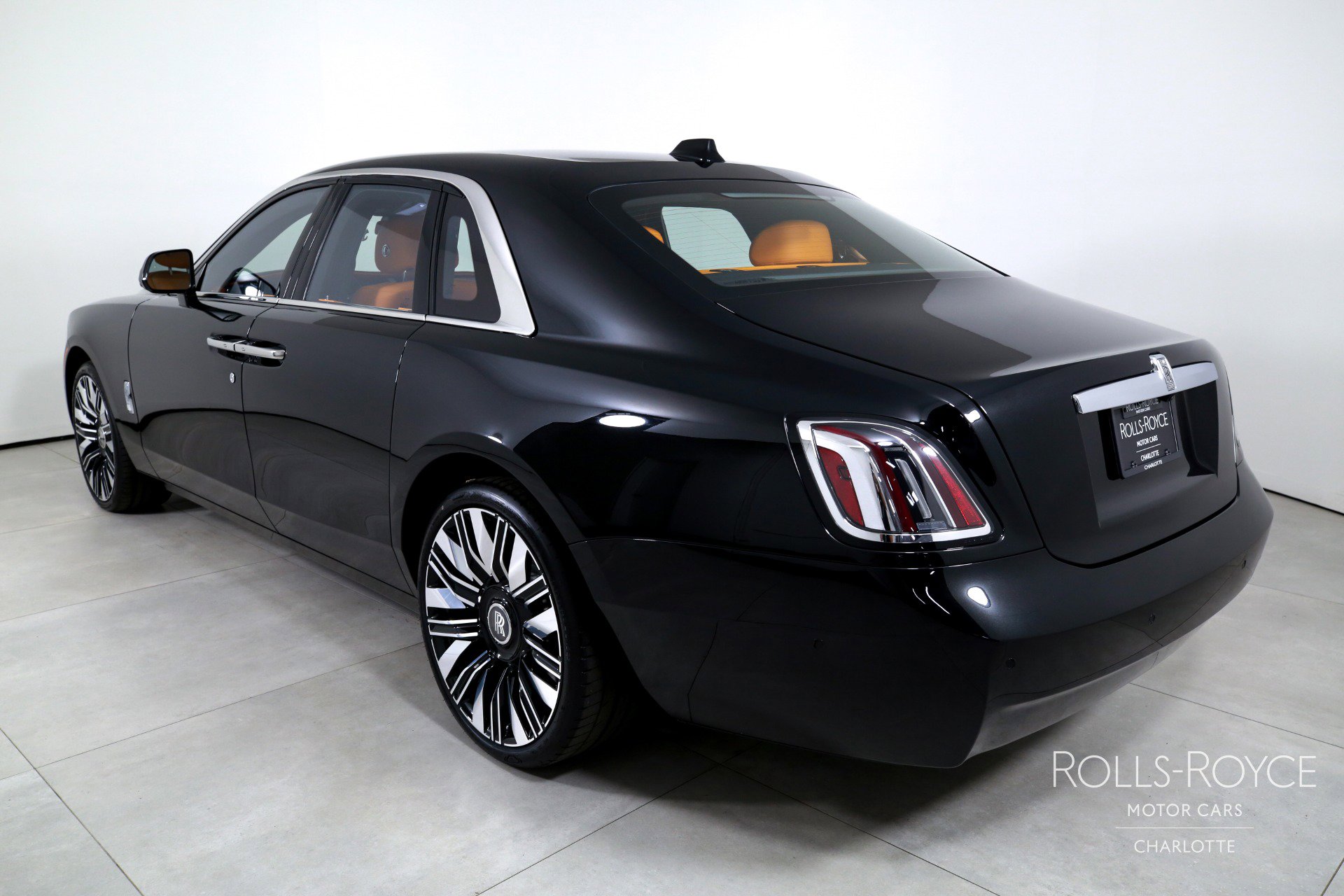New 2027 Rolls-Royce Ghost AWD/4WD image 8