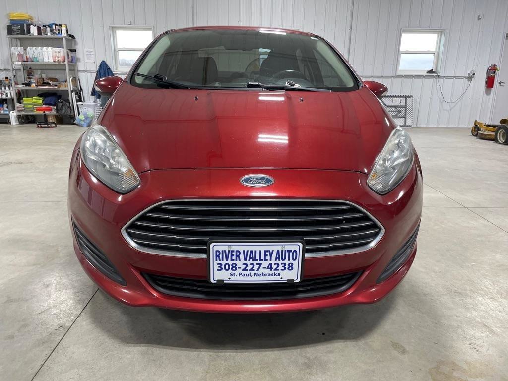 Used 2014 Ford Fiesta SE image 2