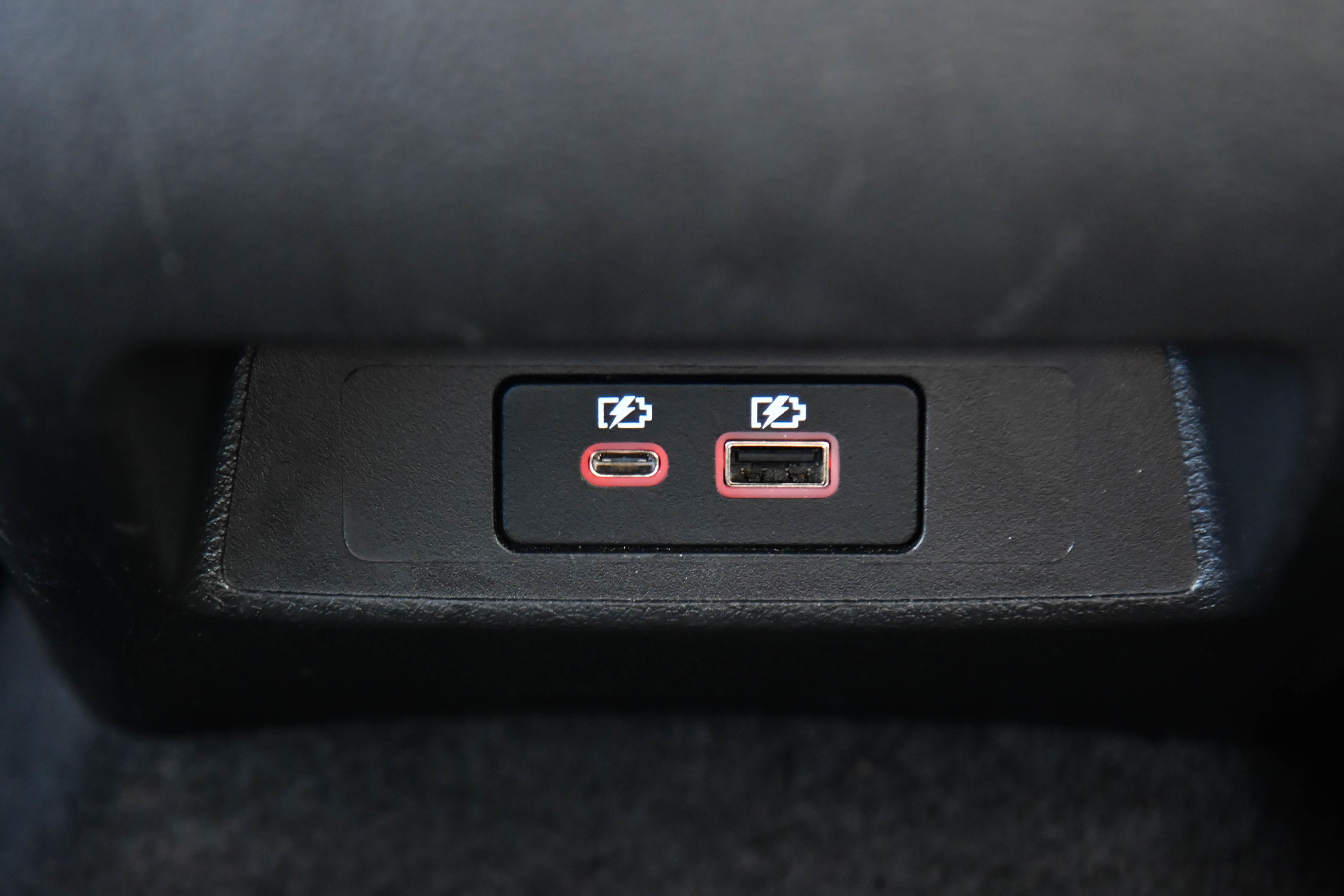 Used 2024 Nissan Altima 2.5 SV image 34