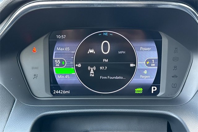 Certified 2022 Chevrolet Bolt EUV LT w/ Comfort Package image 38