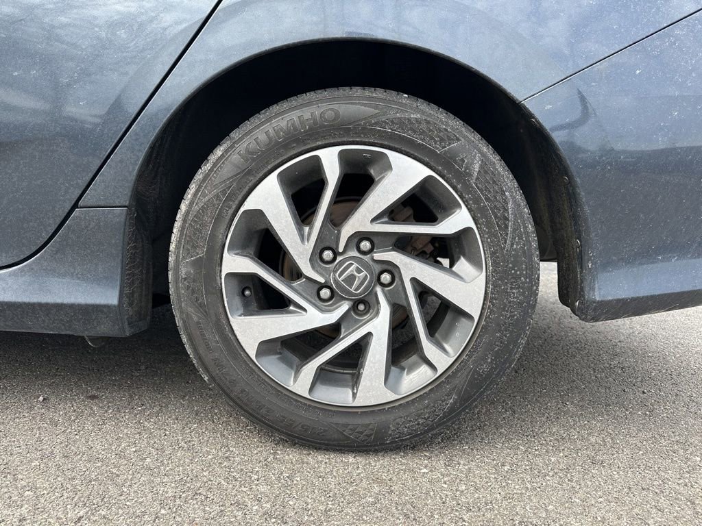 Used 2018 Honda Civic EX image 6