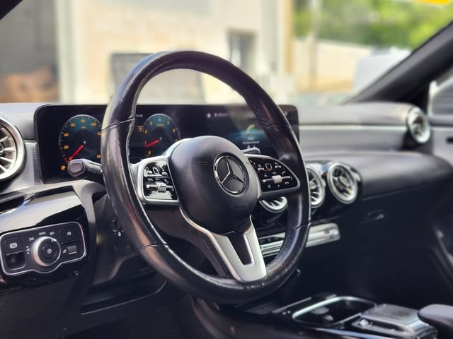 Used 2022 Mercedes-Benz CLA 250 4MATIC image 19