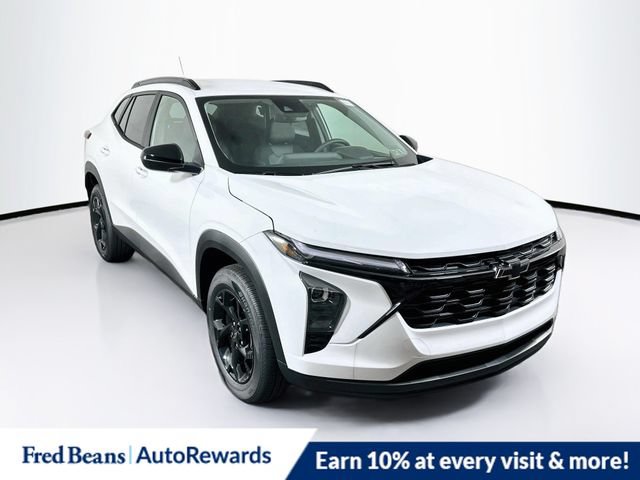 New 2026 Chevrolet Trax LT w/ Driver Confidence Package FWD image 1
