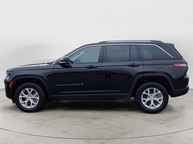 Used 2023 Jeep Grand Cherokee Limited w/ Luxury Tech Group II AWD/4WD image 8