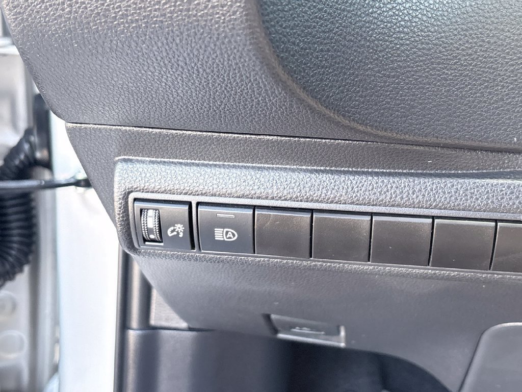 Used 2025 Toyota Corolla LE FWD image 22