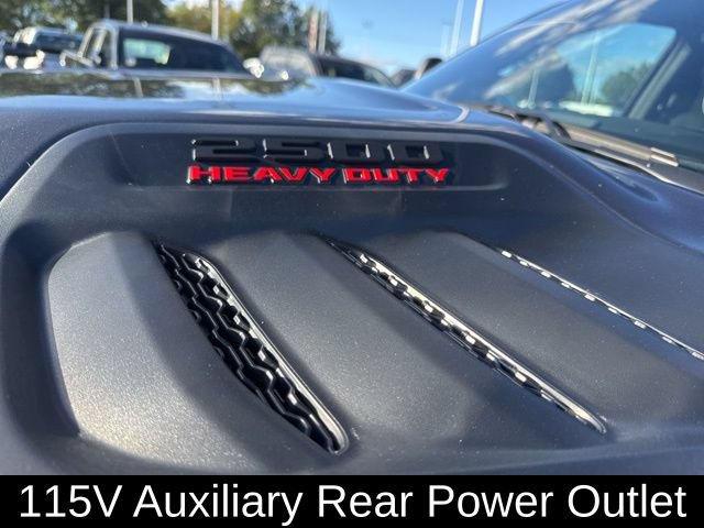 New 2026 RAM 2500 Laramie w/ Night Edition AWD/4WD image 10
