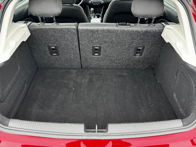 Used 2018 Chevrolet Cruze LT w/ Convenience Package image 27