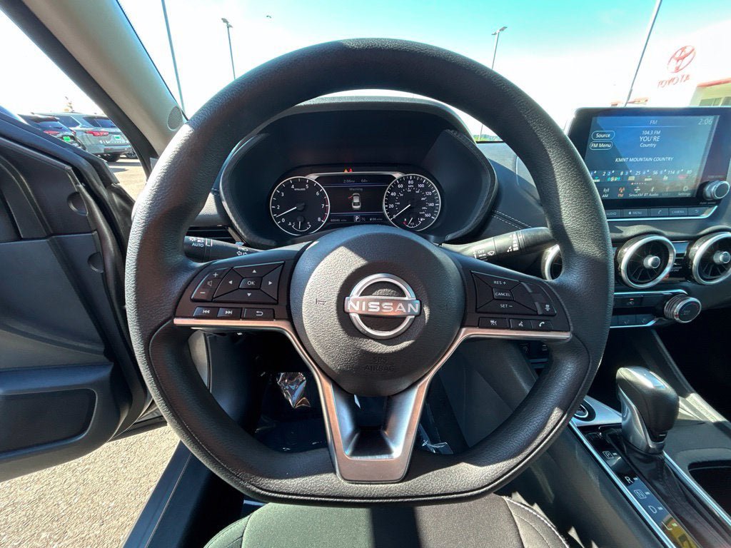 Used 2024 Nissan Sentra SV FWD image 17