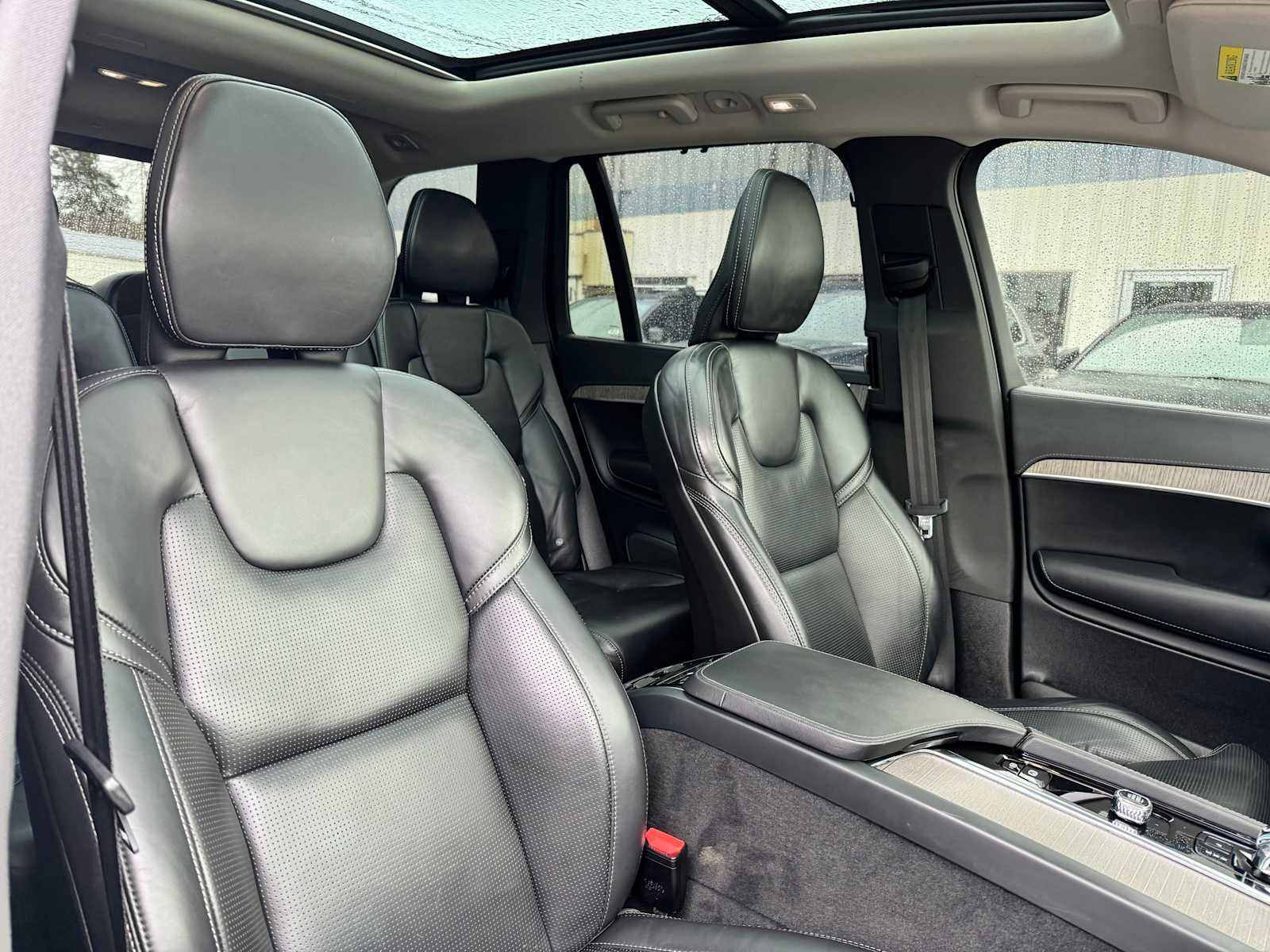 Used 2023 Volvo XC90 T8 Ultimate w/ Protection Package Premier image 11