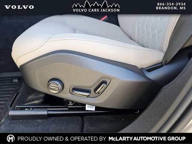 New 2026 Volvo XC60 B5 Plus w/ Protection Package Premier image 14
