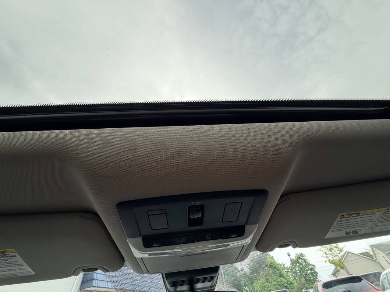 Used 2020 Nissan Altima 2.5 SL FWD image 11