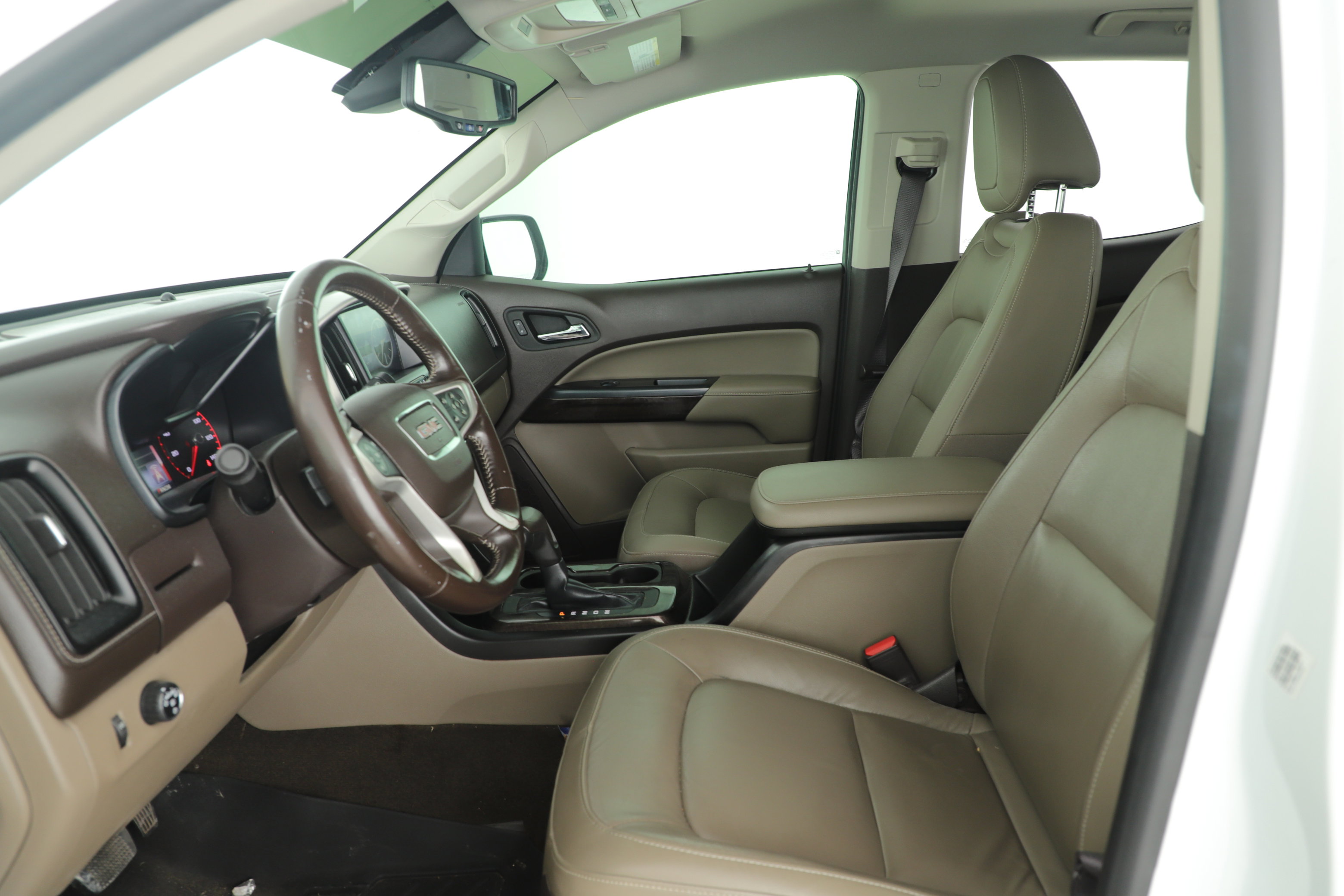Used 2015 GMC Canyon SLT w/ Driver Alert Package RWD image 6