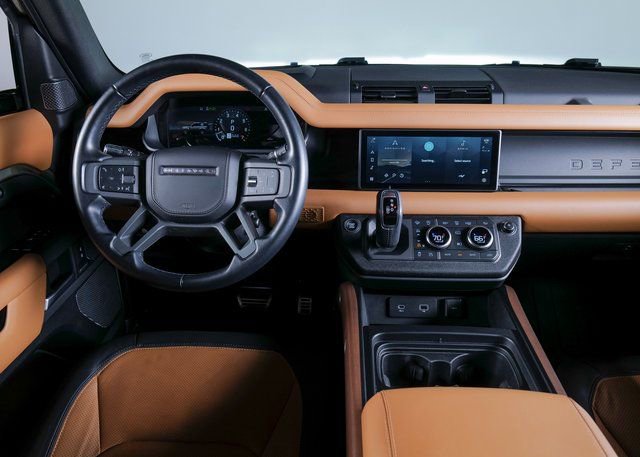 Used 2021 Land Rover Defender 90 X image 11