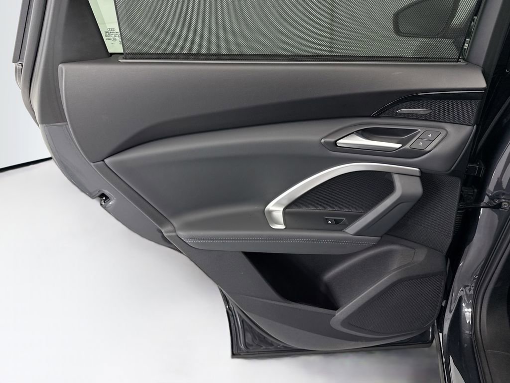 Certified 2025 Audi Q5 Premium Plus w/ Premium Plus image 25