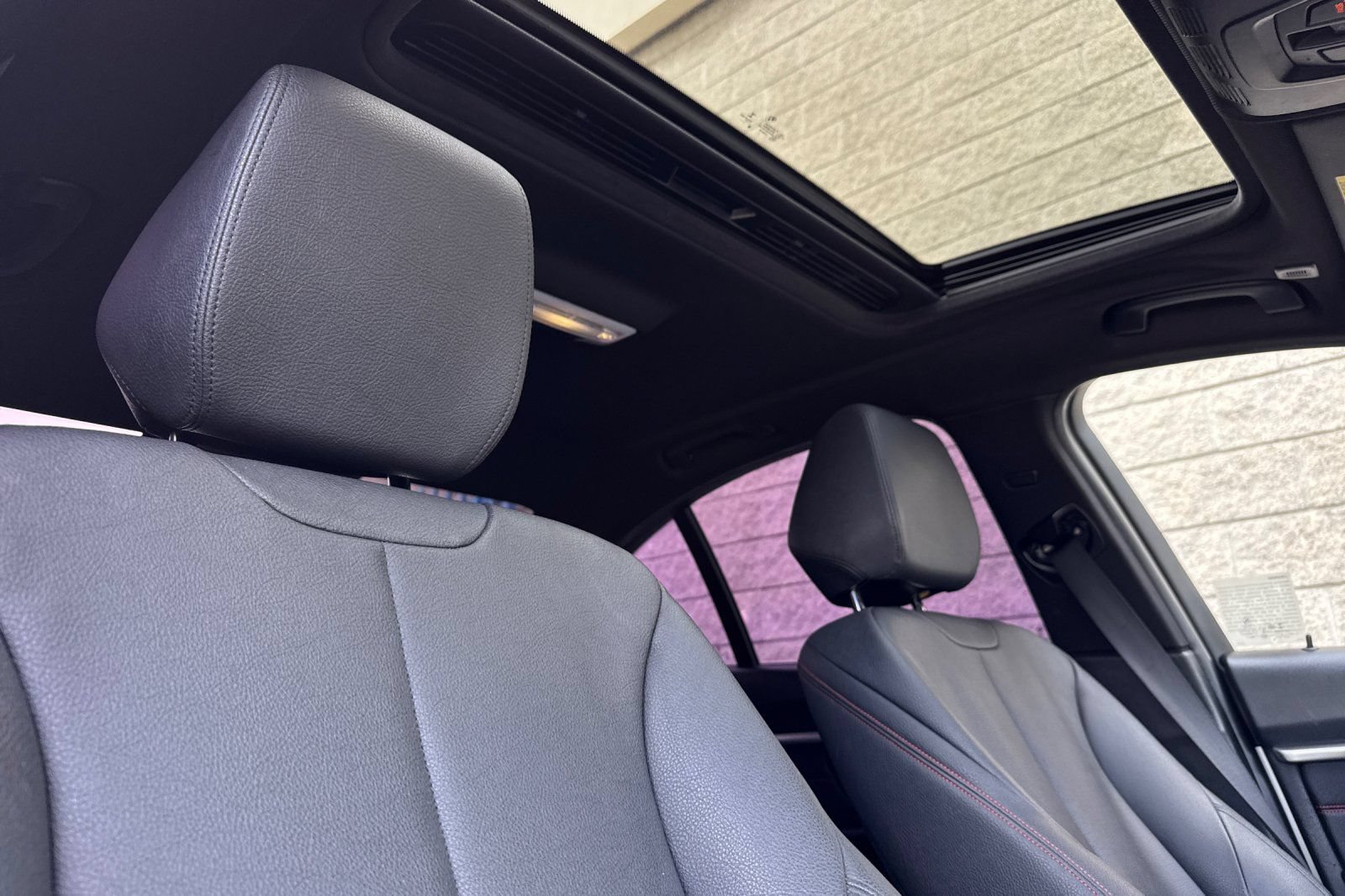 Used 2017 BMW 330e RWD image 16