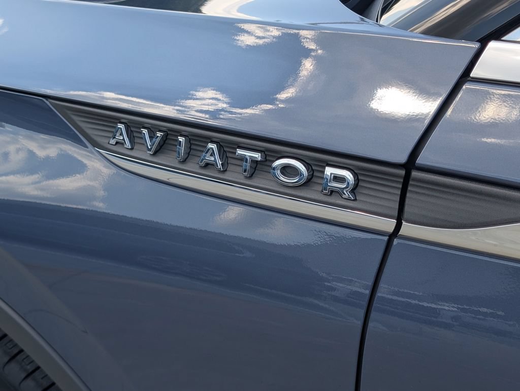 Used 2021 Lincoln Aviator Reserve w/ Equipment Group 202A AWD/4WD image 23