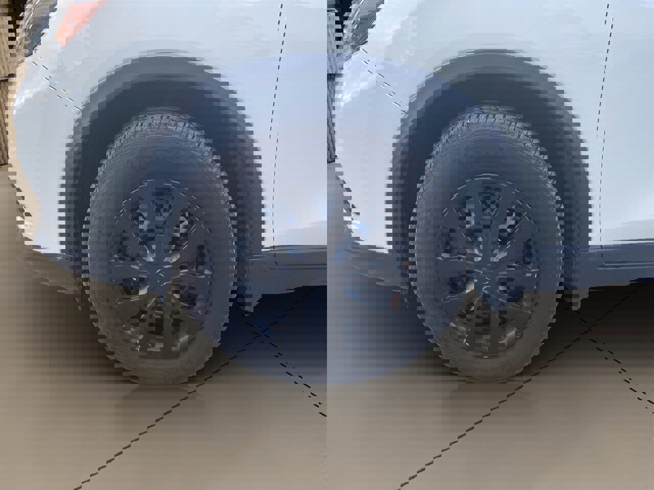 Used 2016 Nissan Rogue S w/ Appearance Package image 22